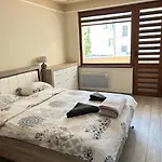 Deluxe Karina-free Parking Бургас