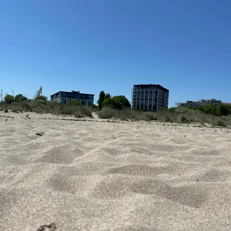 Deluxe Karina-free Parking דירה