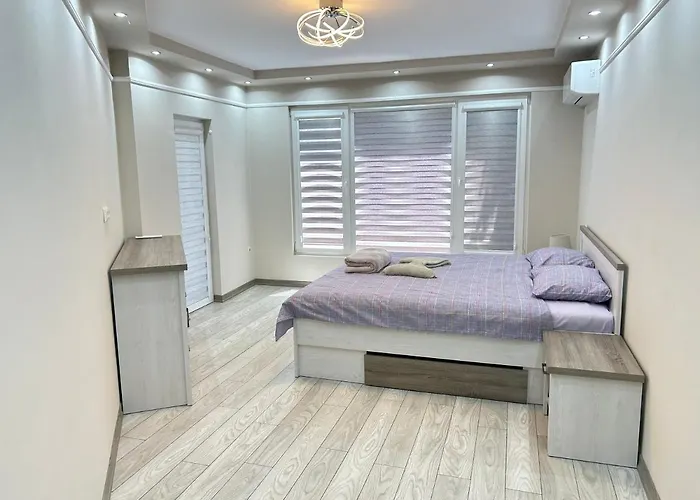 Deluxe Karina-free Parking